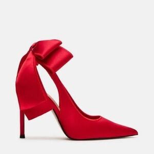 Steve Madden Red Heels with Bow